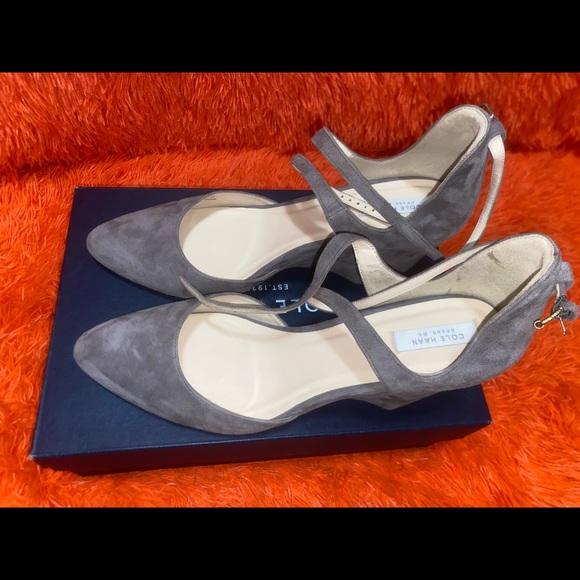 Cole Haan suede stormgrey pumps